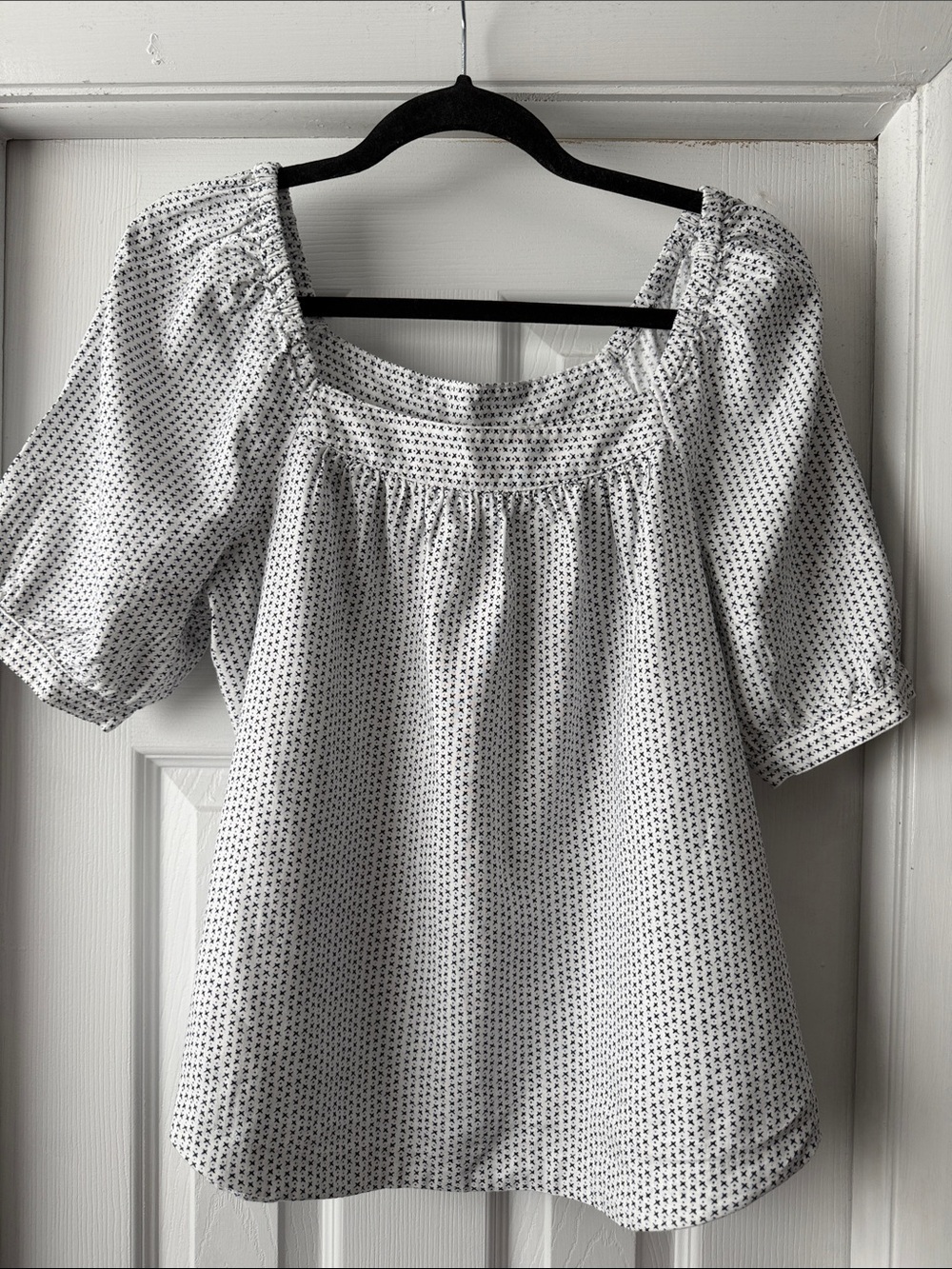 LOFT White Short Puff Sleeve Peasant Blouse with Navy Dot Print - size M